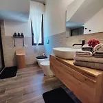 Casa Luisella 펜션 Settimo San Pietro