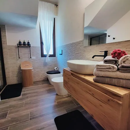 Casa Luisella Feriehus Settimo San Pietro